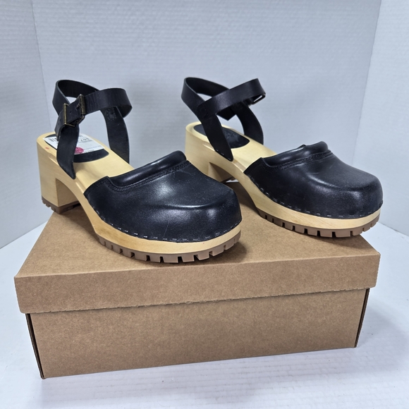 MIA Shoes - MIA Kaolib Black Leather Women's 3" Wooden Mule Clogs Size 10